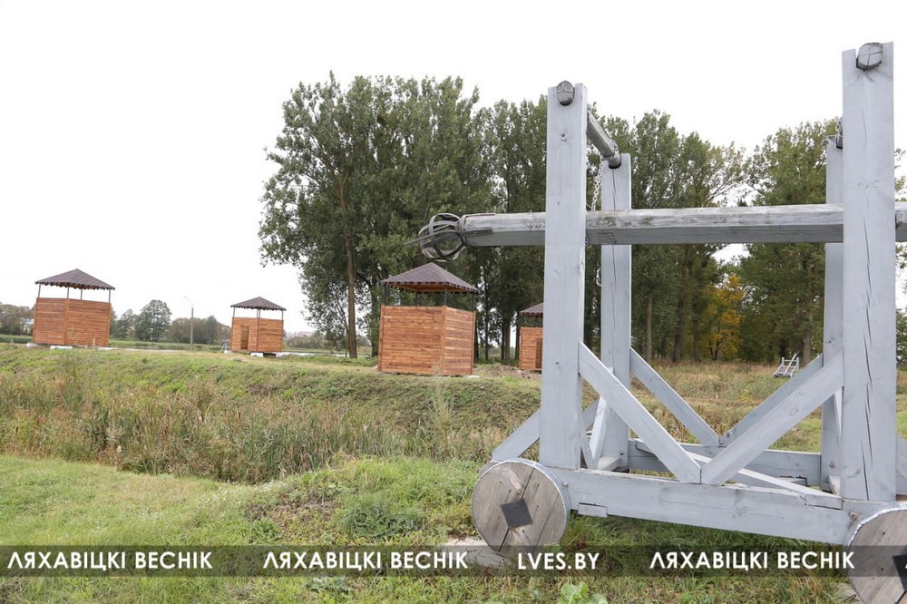 Мини-копия Ляховичской крепости. Фото: «Ляхавіцкі веснік»