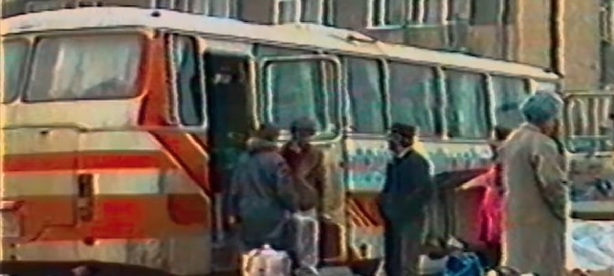 Очереди на границе Беларуси с Польшей в 1991 году. Скриншот архивного видео