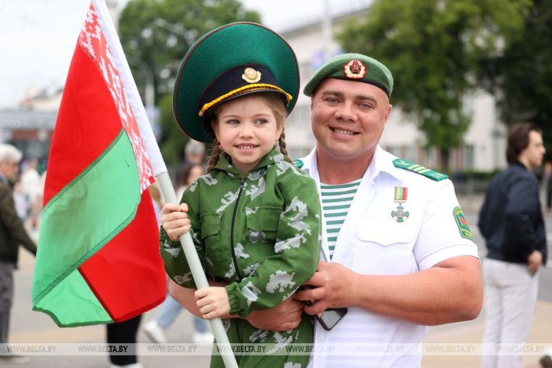 Александр Агапов с дочерью в 2025 году